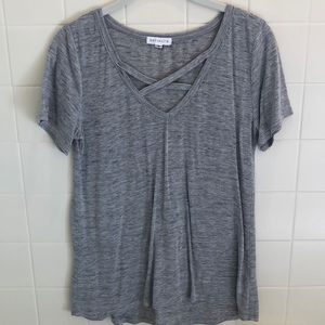 Gray socialite v-neck- ESSENTIAL BASIC